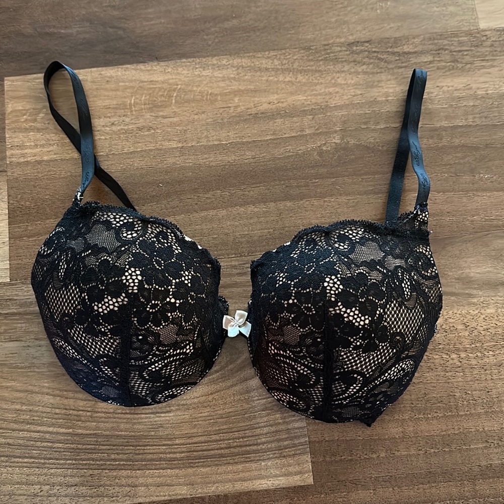 Victoria’s Secret Angels push-up bra 36C